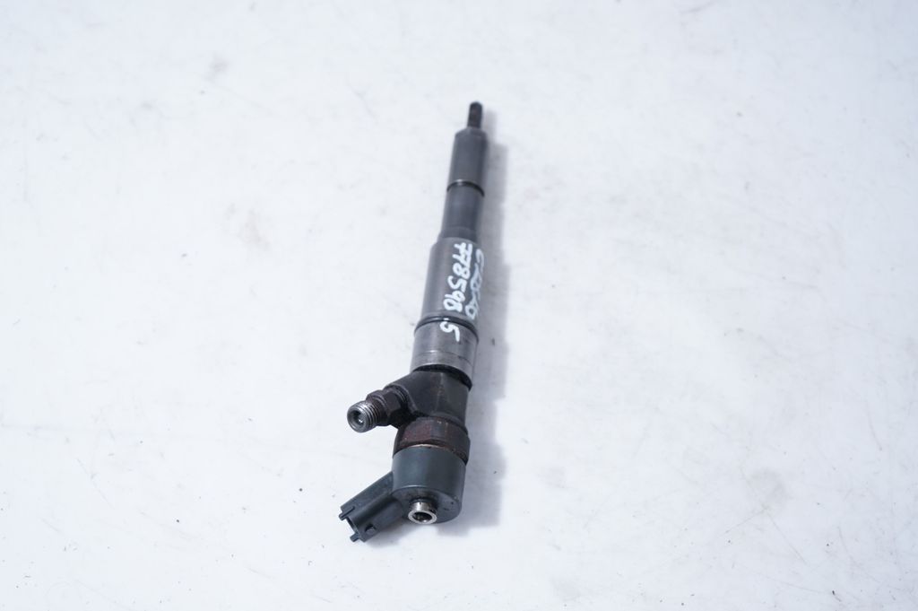 Fuel injector (2)