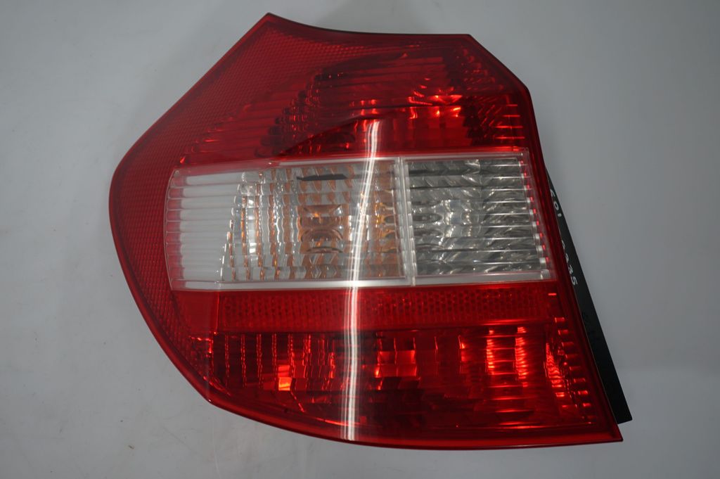 Rear/tail lights (6)