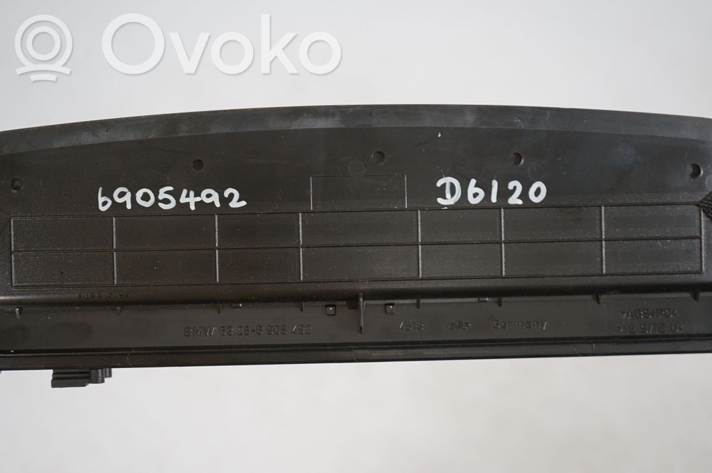 Third/center stoplight (8)