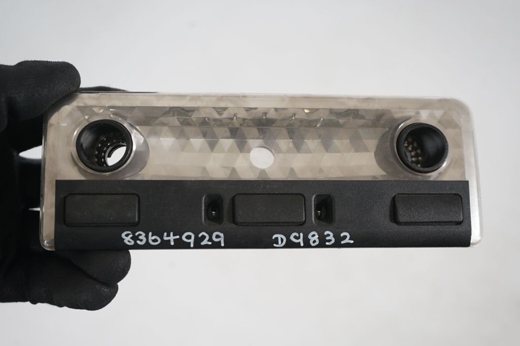 Front seat light (7)