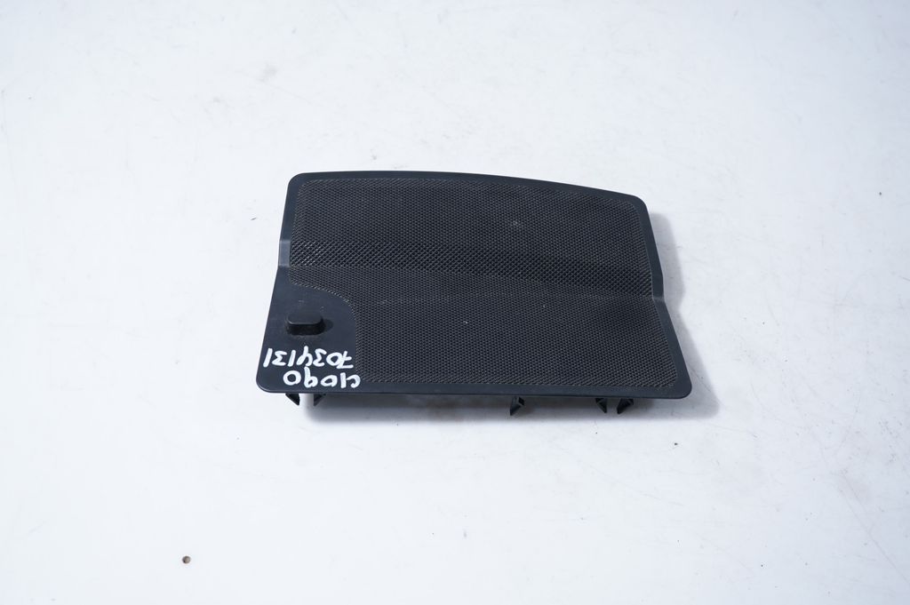 Dashboard center trim panel (3)