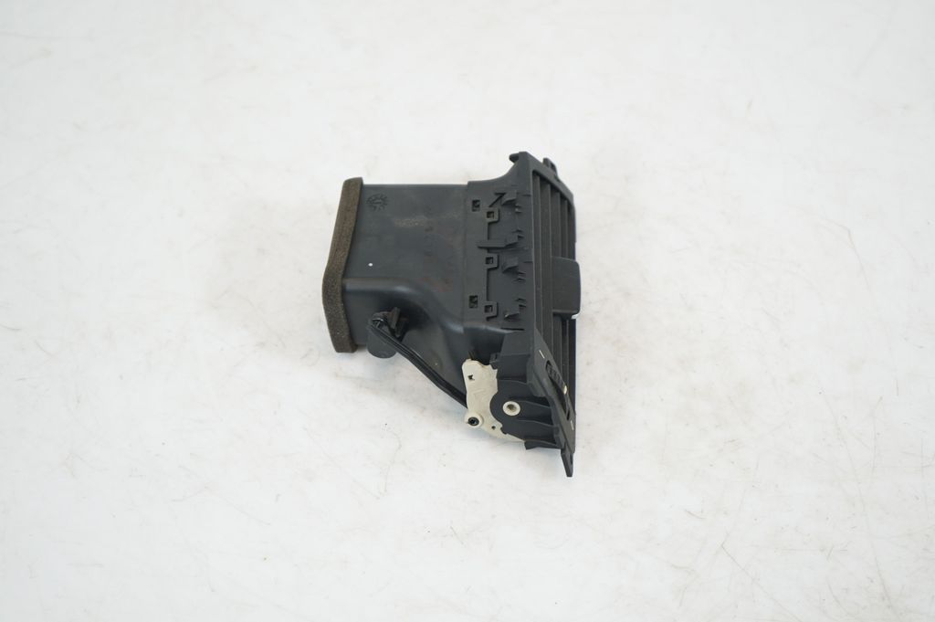 Dashboard side air vent grill/cover trim (4)