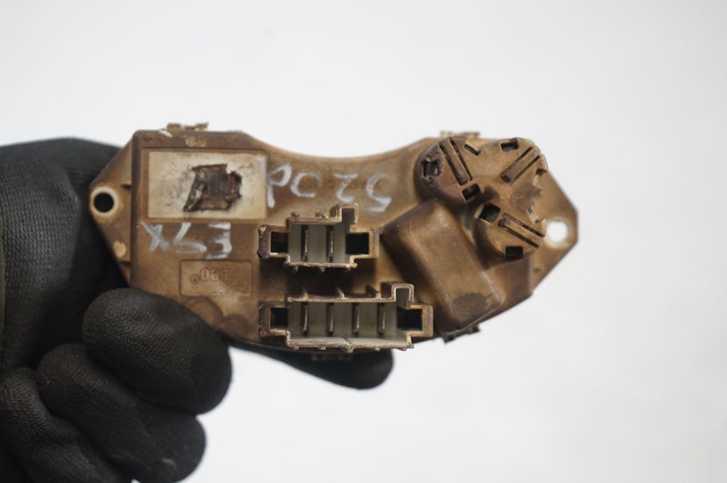 Heater blower motor/fan resistor (7)