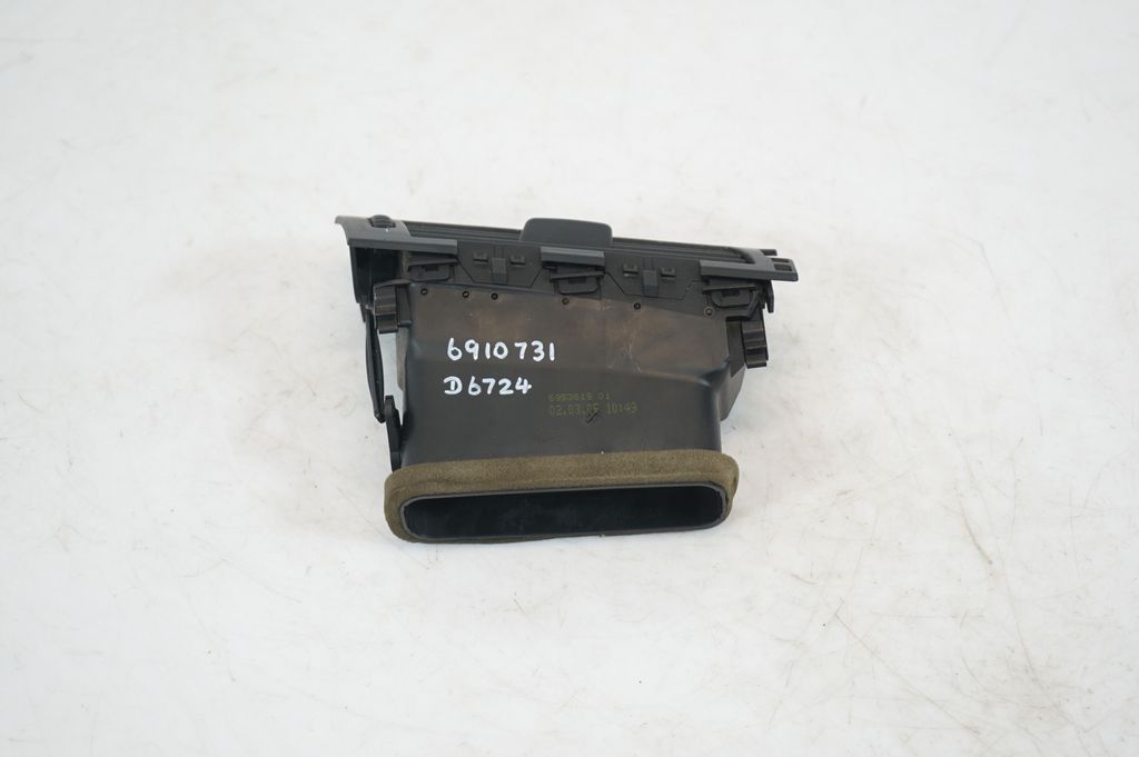 Dashboard side air vent grill/cover trim (3)