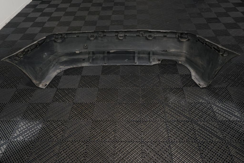Rear bumper (9)