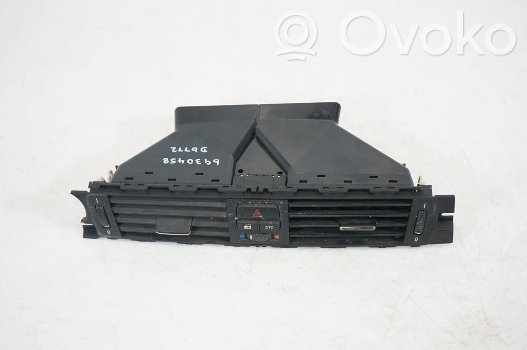 Dash center air vent grill