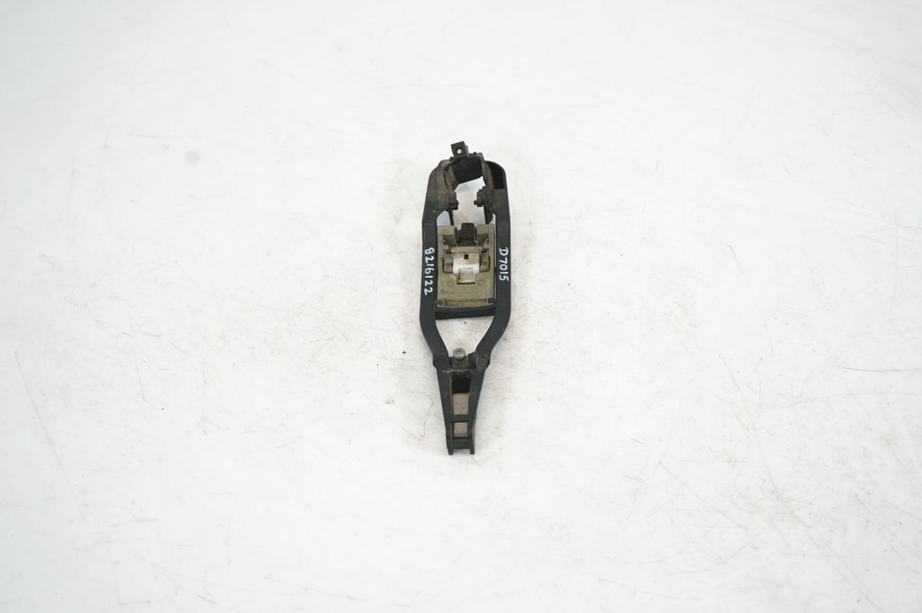 Front door exterior handle (2)