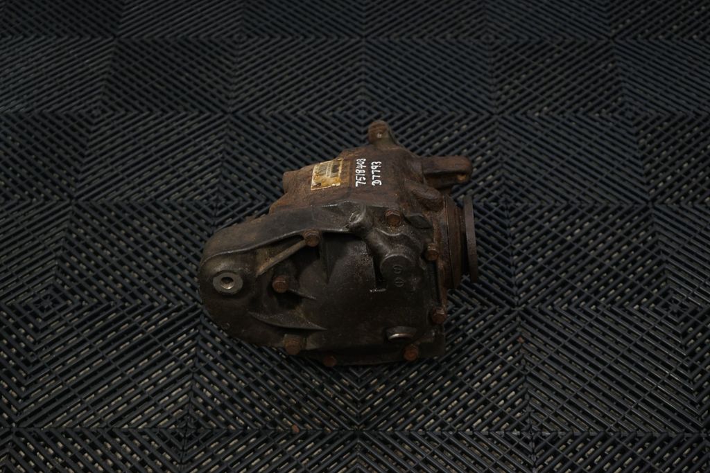 Rear differential (4)