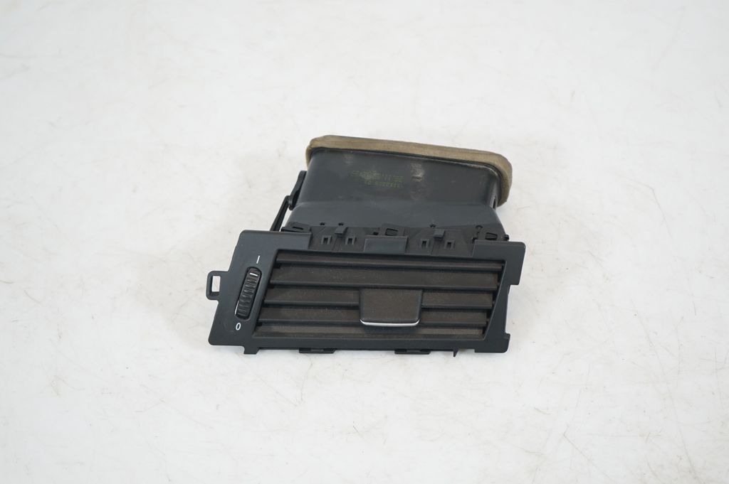 Dashboard side air vent grill/cover trim