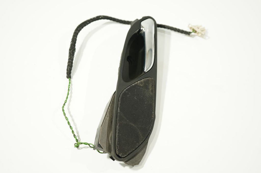 Front door interior handle (4)