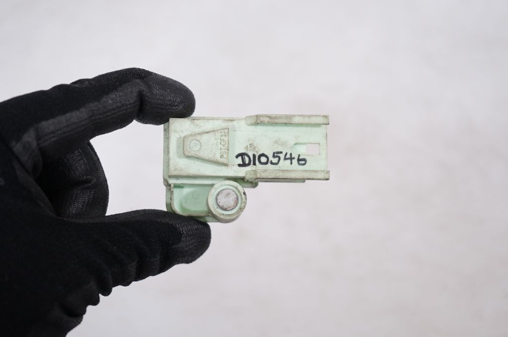 Airbag deployment crash/impact sensor (7)