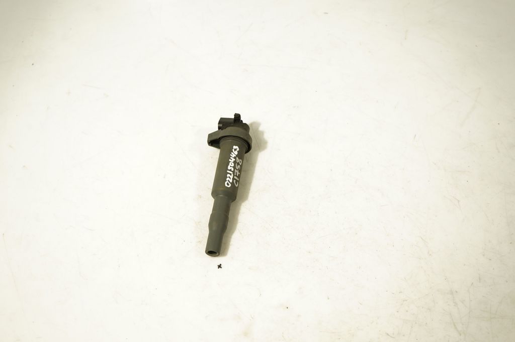 High voltage ignition coil