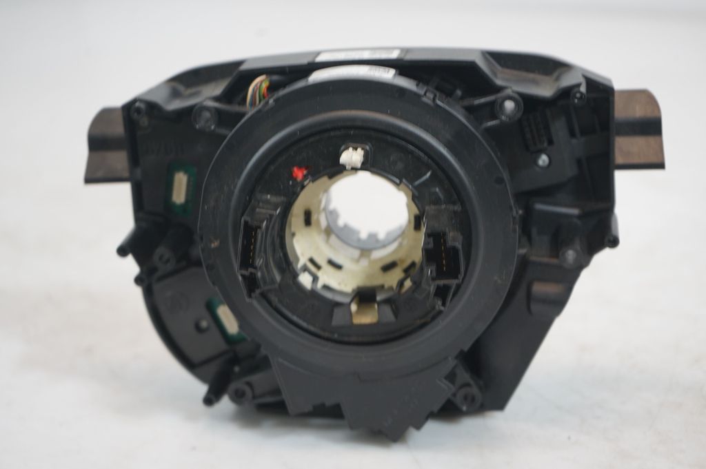 Wiper turn signal indicator stalk/switch (8)