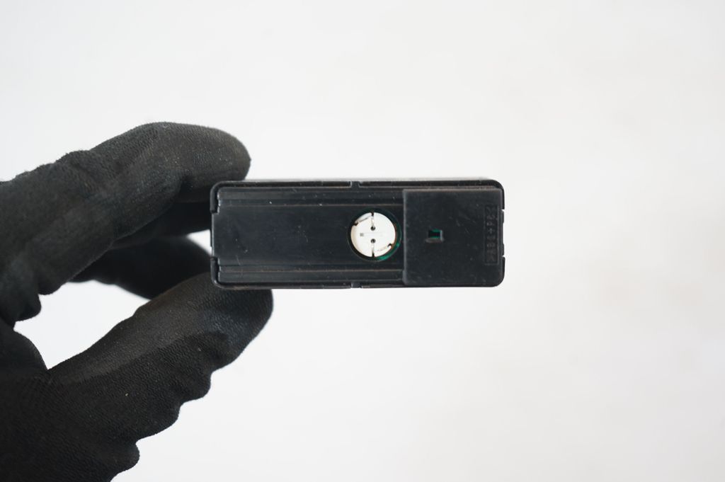 Hazard light switch (7)