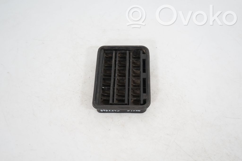 Quarter panel pressure vent (2)