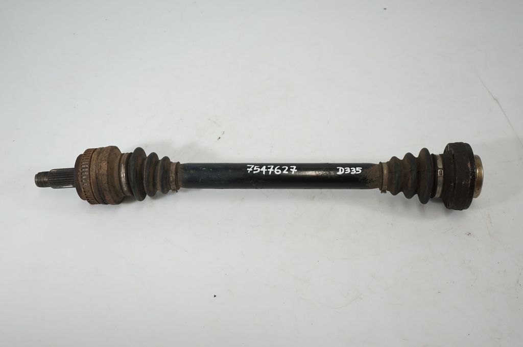 Rear driveshaft