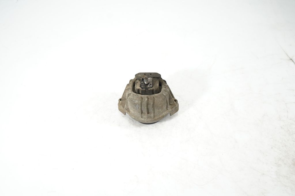 Engine mount bracket (2)