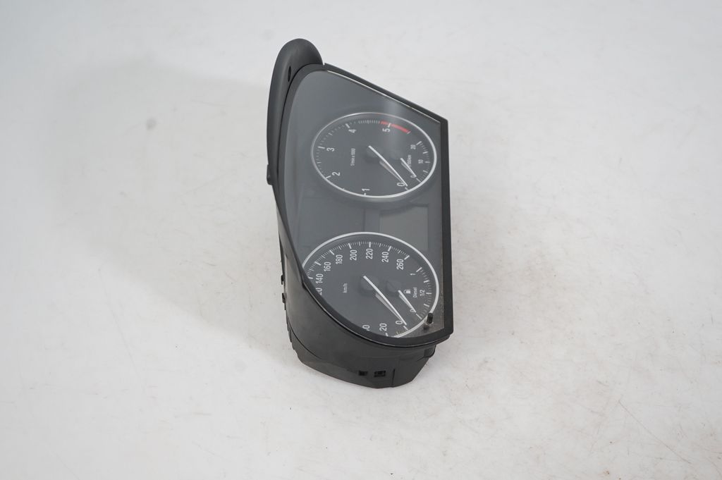 Speedometer (instrument cluster) (4)