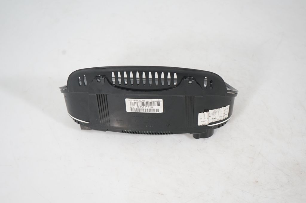 Speedometer (instrument cluster) (3)