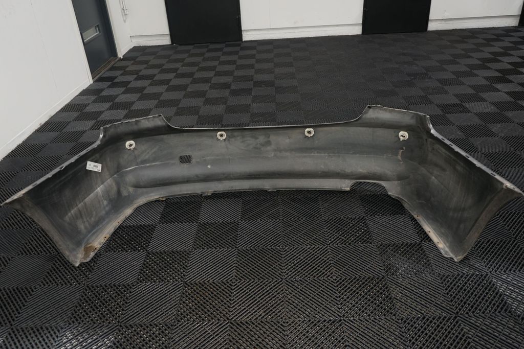 Rear bumper (4)