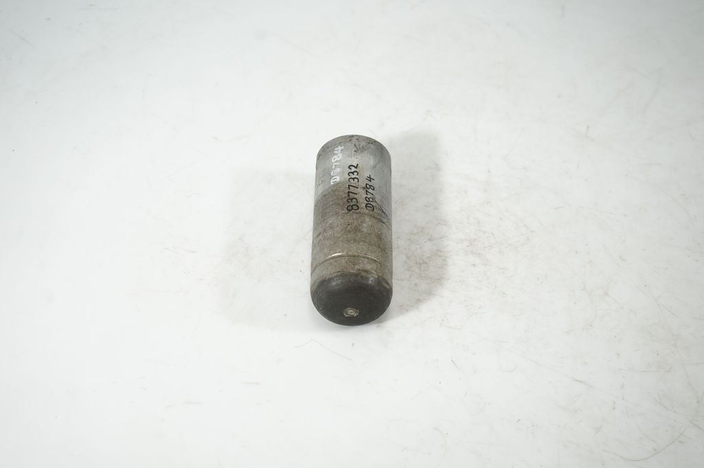 Air conditioning (A/C) air dryer (4)