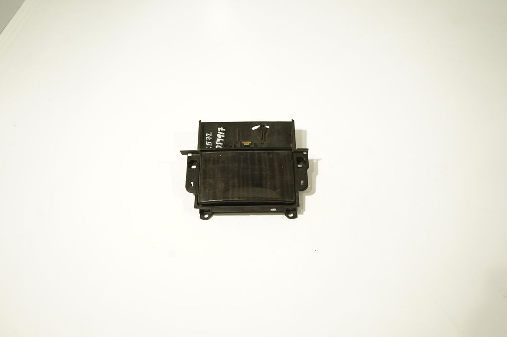 Car ashtray (5)
