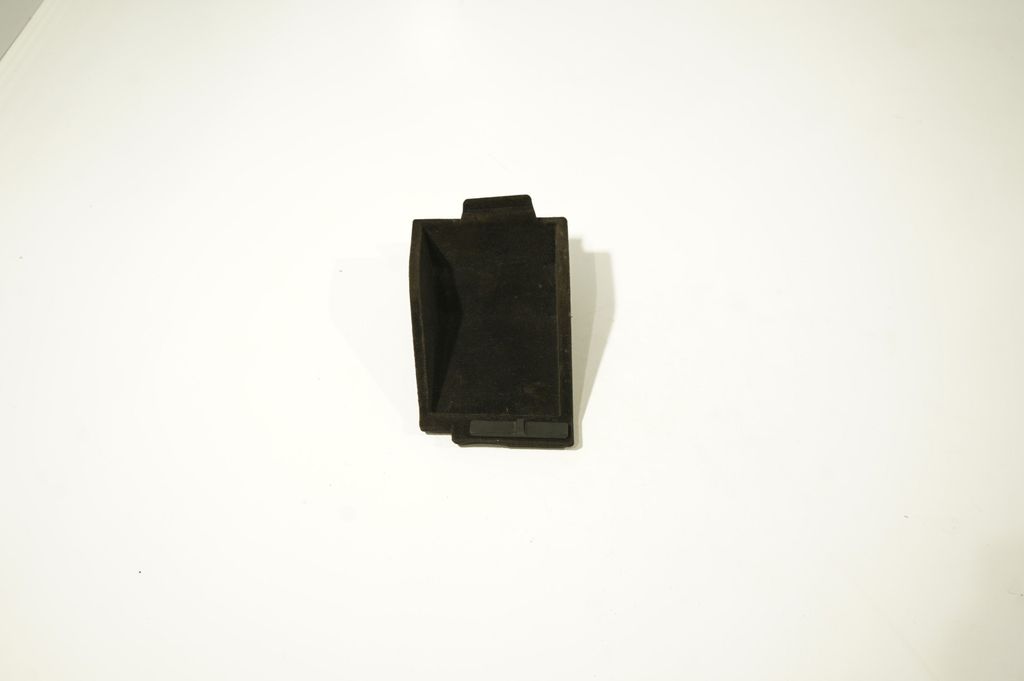 Glove box (5)
