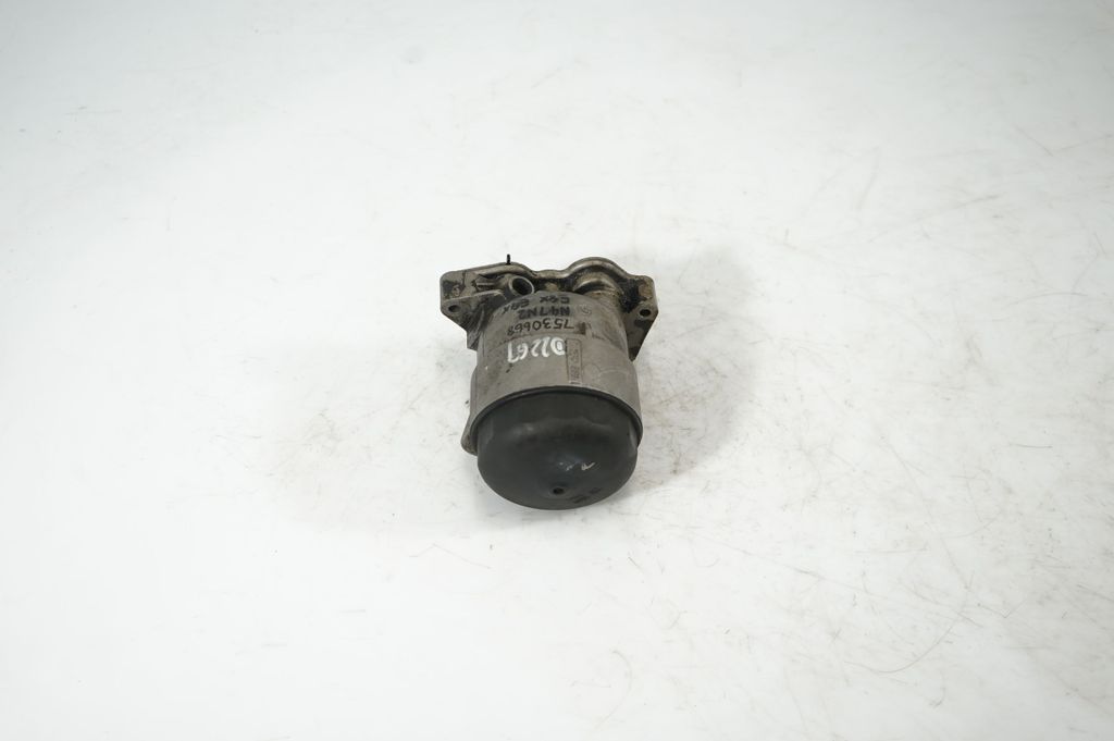 Oil filter mounting bracket (3)