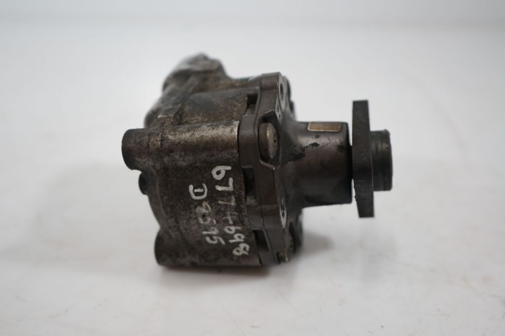 Power steering pump (7)
