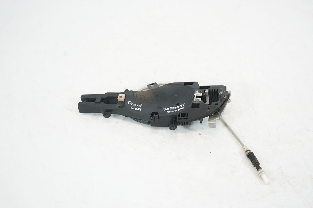 Front door exterior handle/bracket