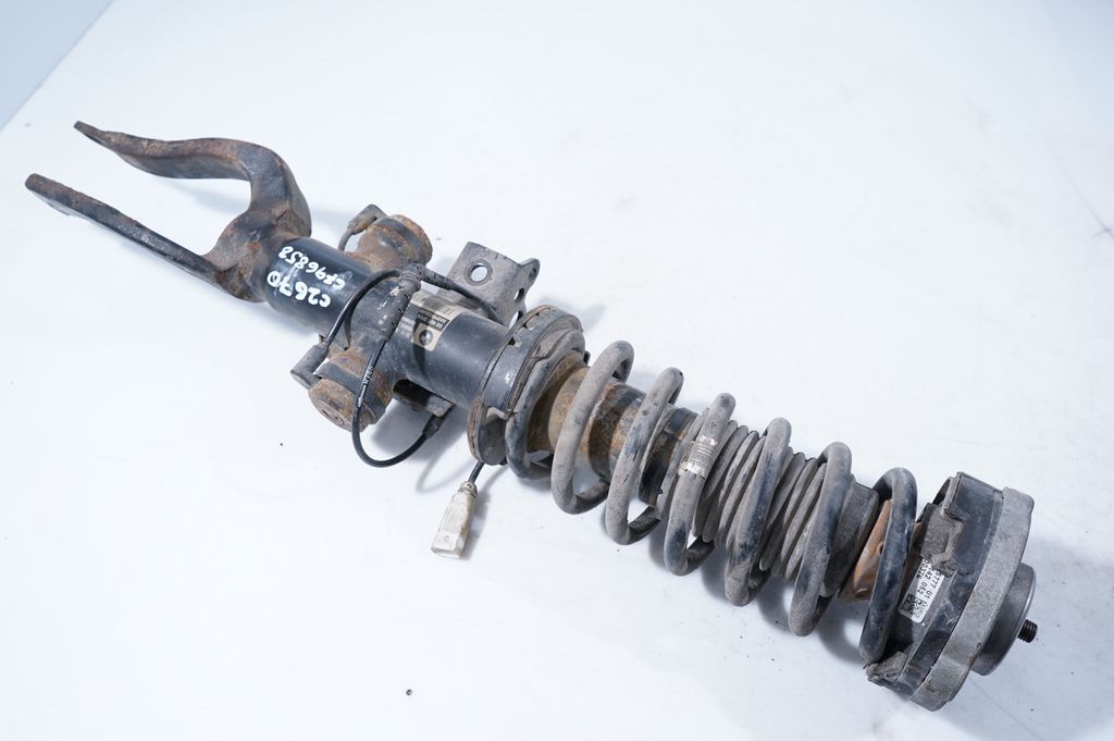 Front shock absorber with coil spring (3)