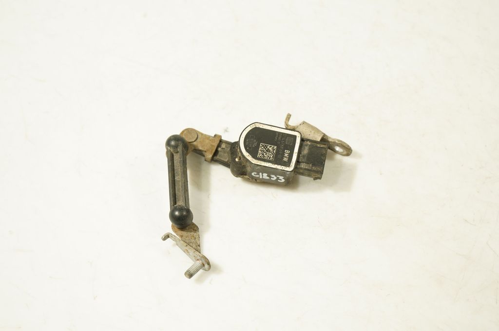 Headlight/headlamp level sensor (2)