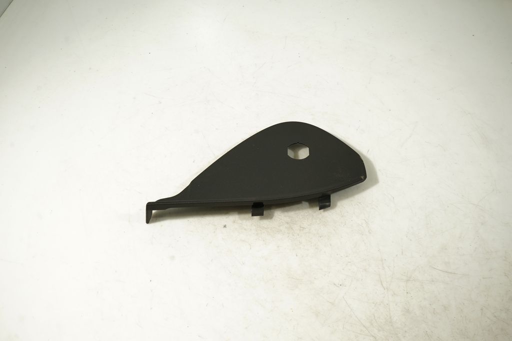 Dashboard side end trim (3)