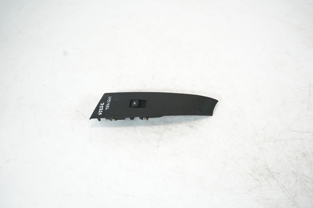 Electric window control switch (2)