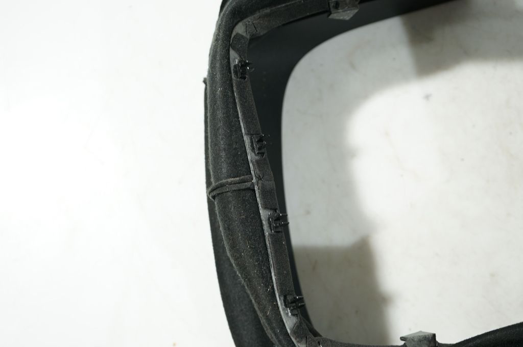Steering wheel column trim (6)