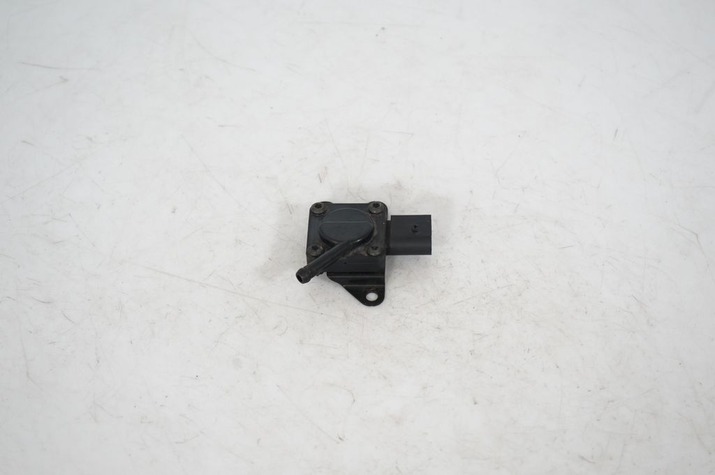 Exhaust gas pressure sensor (2)