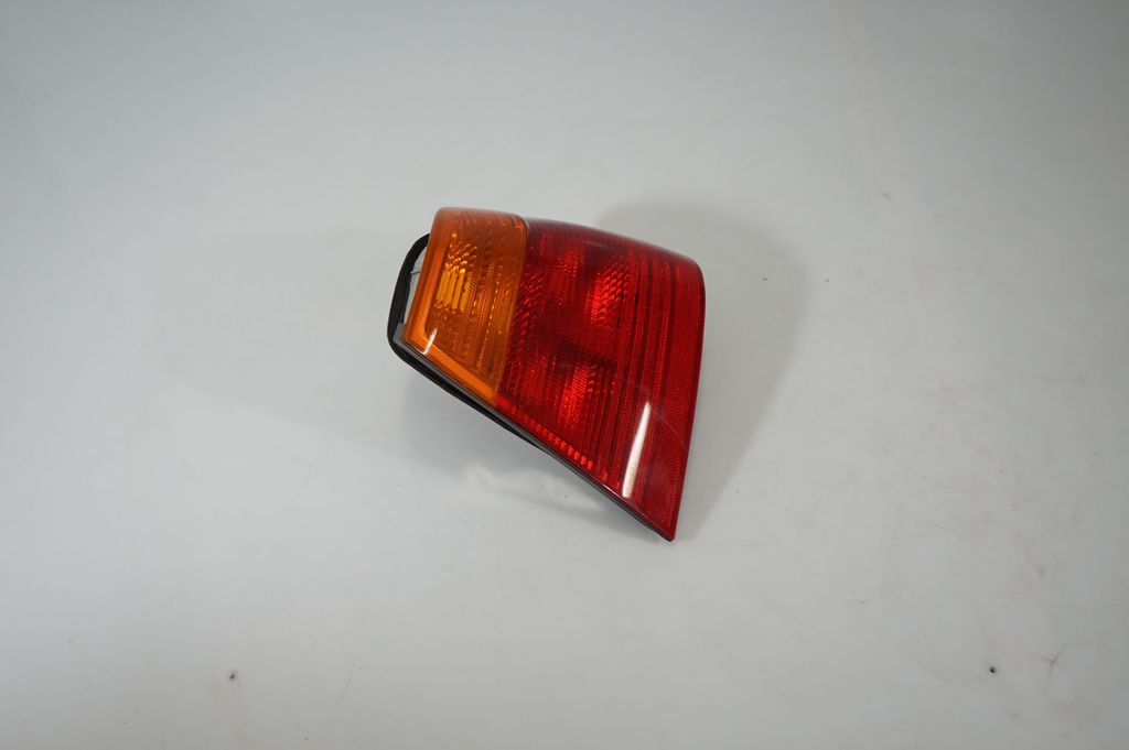 Rear/tail lights (4)