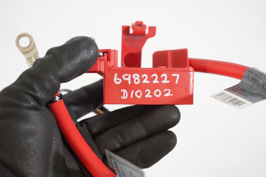 Positive cable (battery) (9)