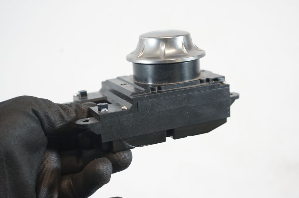 Head unit multimedia control (6)