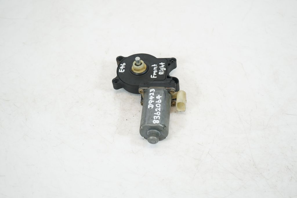 Front door window regulator motor (4)