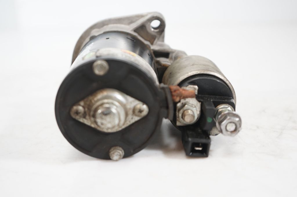 Starter motor (8)