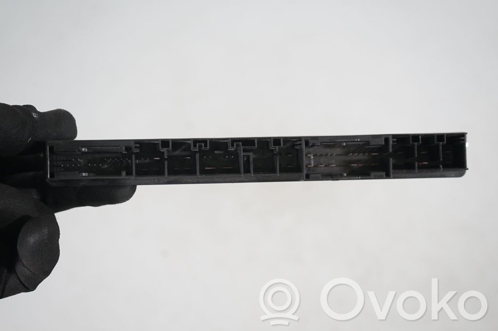 Seat control module (6)