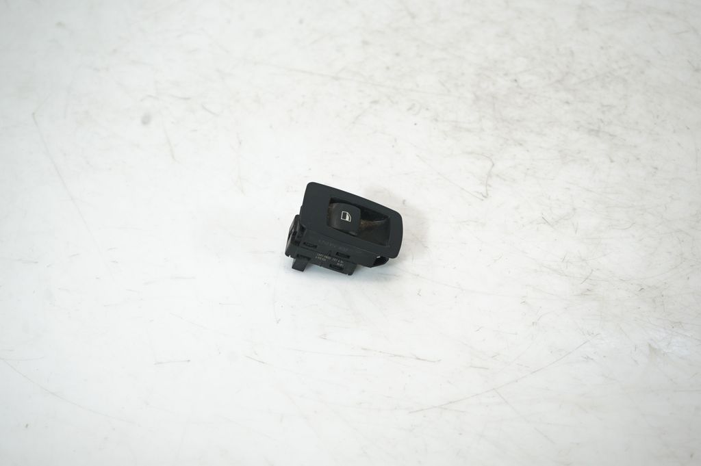 Electric window control switch (4)