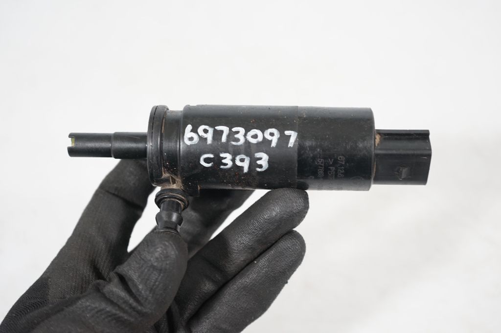 Headlight washer pump (7)