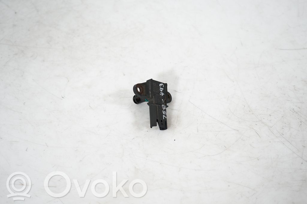 Fuel pressure sensor (4)