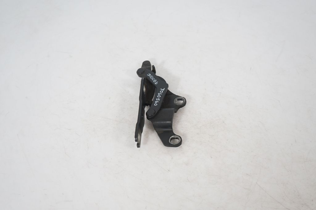 Engine bonnet/hood hinges (2)