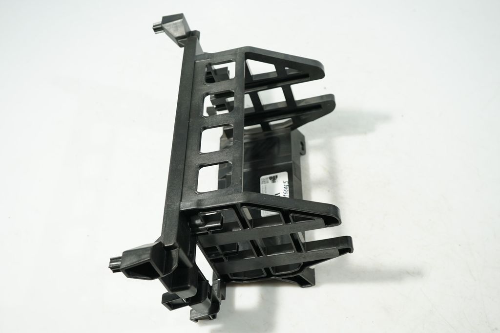 Radio/GPS head unit trim (4)