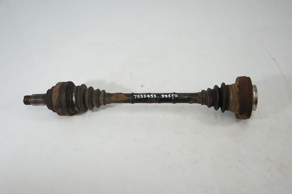 Rear driveshaft