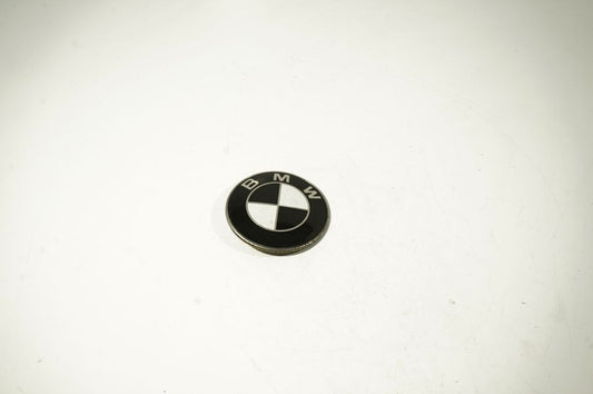 Manufacturer badge logo/emblem