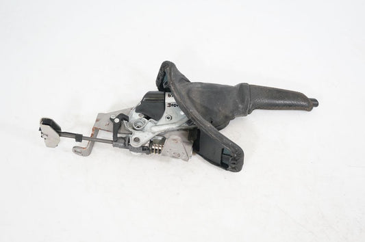 Handbrake/parking brake lever assembly